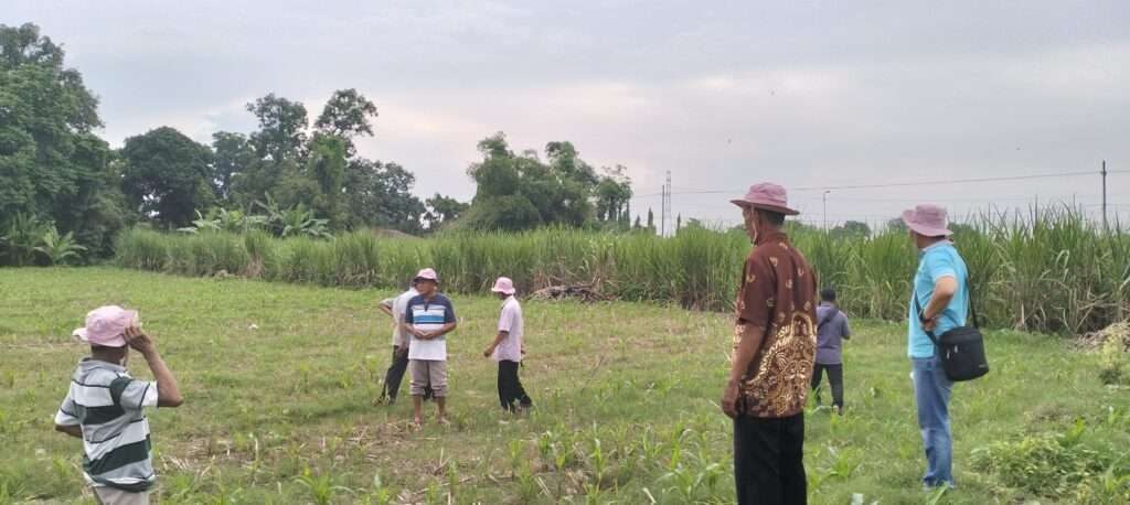 Foto 2, Product Training dan Farmer Field Day herbisida selektif jagung di Mojokerto